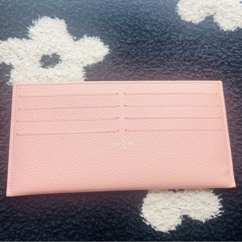 Louis Vuitton Felicie Pochette credit card insert
Monogram Empreinte Leathe